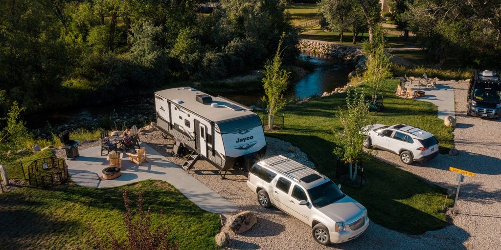 The Ultimate Guide to RV Resort Etiquette